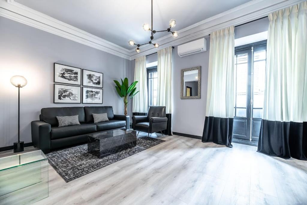 Apartment Sol Ii Prime, By Presidence *
